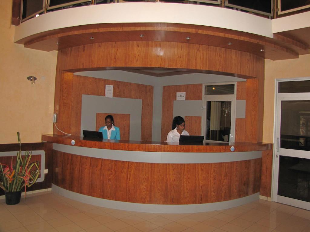 Afrique Hotel Douala Airport Eksteriør billede